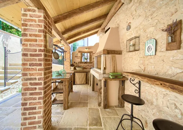 Stone Queen Villa Malinska