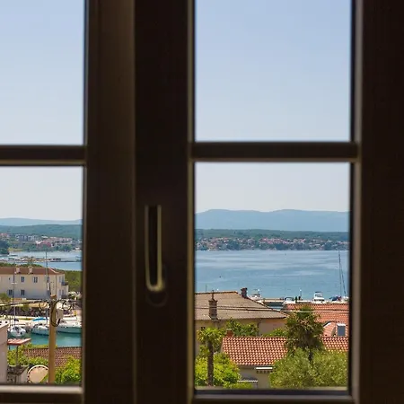 Stone Queen וילה