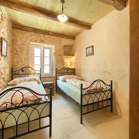 Villa Stone Queen Malinska
