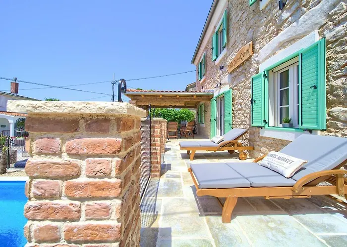 Stone Queen * Malinska