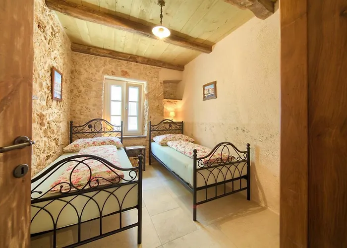 Vila Stone Queen Malinska