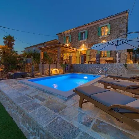 Stone Queen Villa Malinska